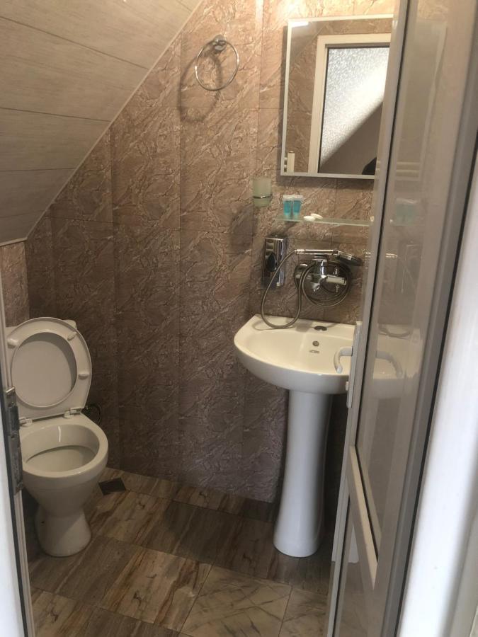Kazbegi Inn מראה חיצוני תמונה